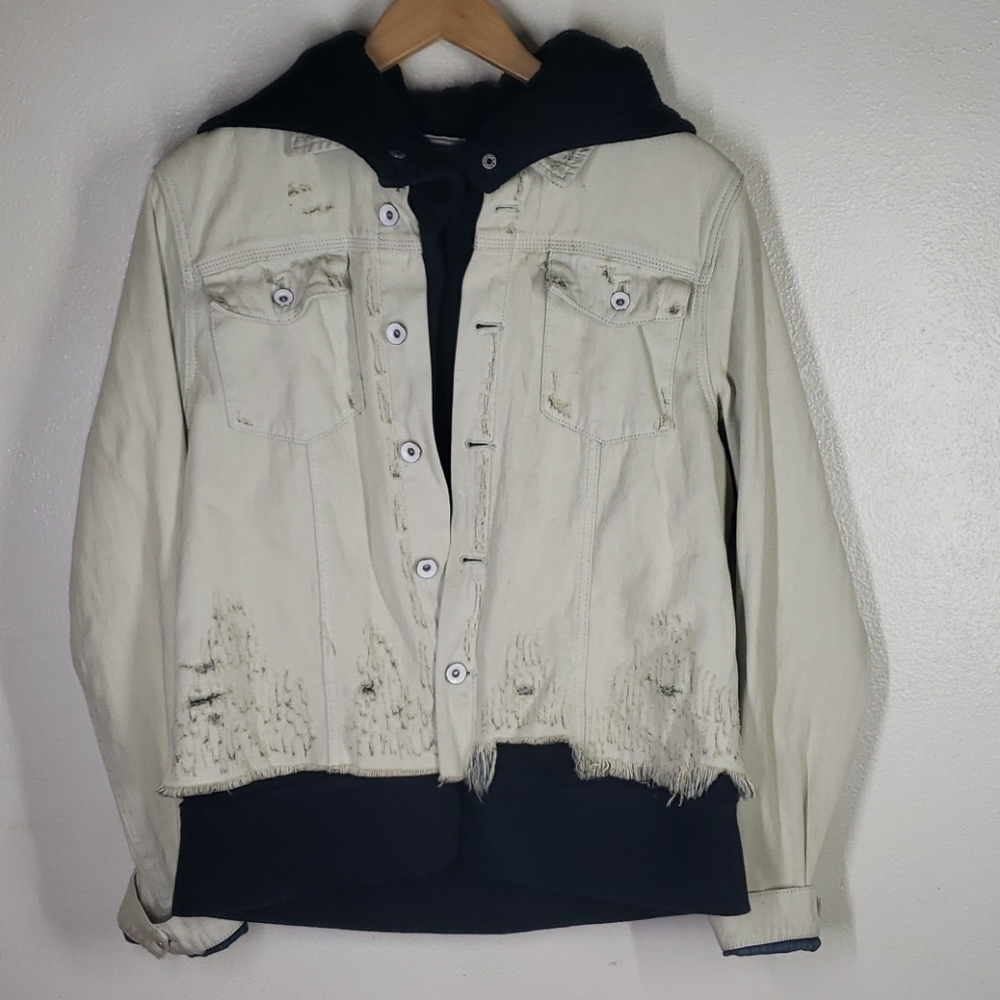 Free People Jean layered jacket. SZ.L